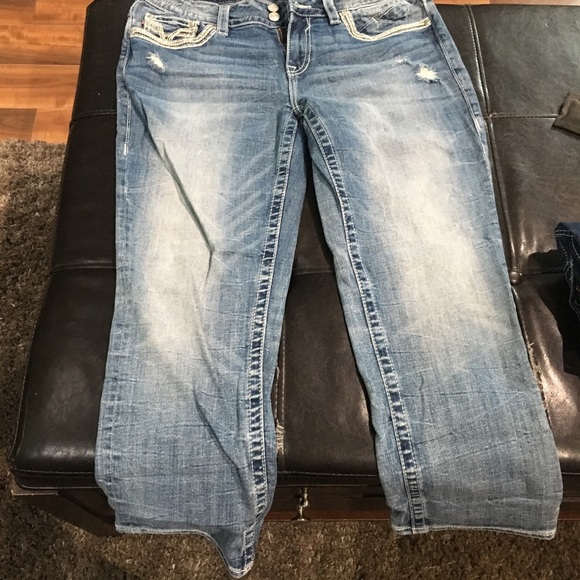 Capris - Picture 2 of 3